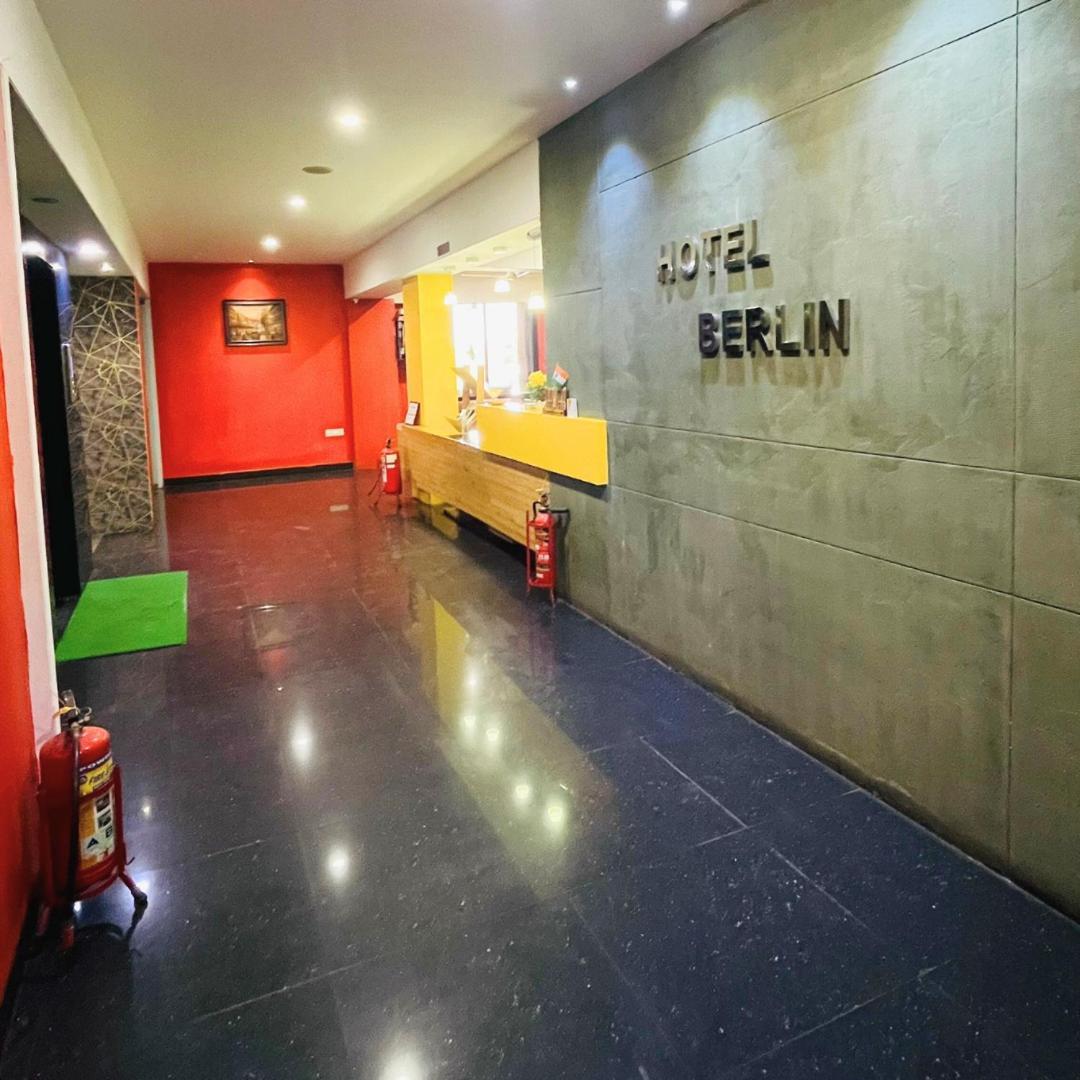 The Berlin Hotel Gandhinagar Exterior photo